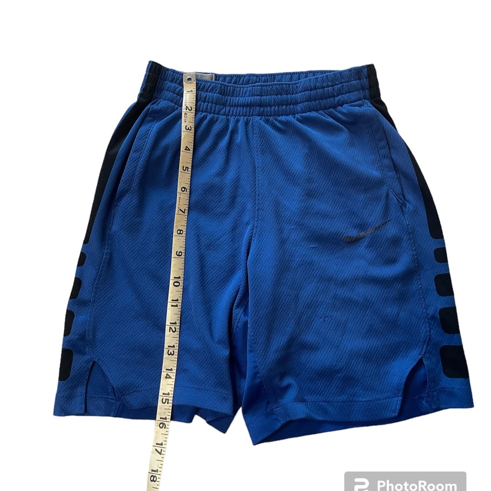 Nike dry fit blue boys medium shorts.